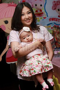 Sarwendah dan Thalia Putri Onsu. Pool/Gus Mun/detikFoto.