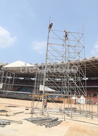 Lingkar dalam GBK yang biasa digunakan untuk berolahraga tiap harinya akan ditutup 10-11 September mendatang.