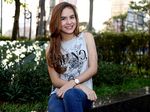 Stefhanie Zamora Tetap Cantik Tampil Kasual