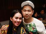 Kartika Putri dan Erick Iskandar Makin Lengket Aja