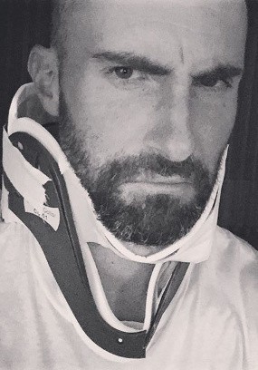 Maroon 5 Undur Konser di Korea, Ada Apa dengan Adam Levine?