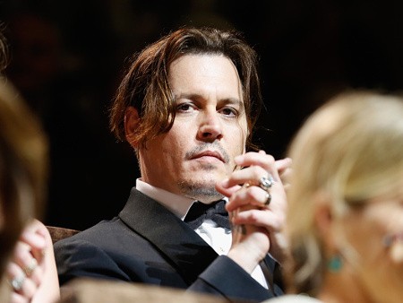 Peliharaan Dideportasi dari Australia, Johnny Depp Bunuh dan Makan Anjingnya