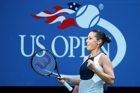 Kalahkan Stosur, Pennetta Susul Azarenka dan Halep ke Perempatfinal