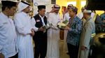 Siswa SMP di Makkah Sambut Jemaah Haji Indonesia