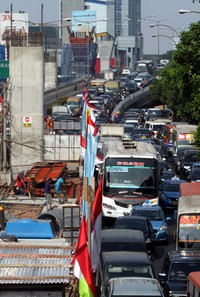    Arus lalu lintas yang mengarah ke Blok M nyaris tak bergerak.
