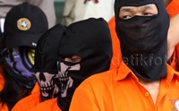 Tersangka terdiri dari 17 perempuan dan 6 laki-laki. Lamhot Aritonang/detikFoto.
