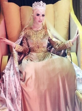 Jadi Ratu Dendang Dangdut, Angel Lelga Tampil Mewah