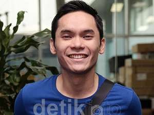 Cerita Ben Kasyafani Saat Tanding Bola dengan Menpora