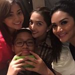 Krisdayanti dan Aurel Rukun Lagi