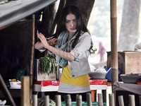 Natasha berperan sebagai gadis buta bernama Mentari. Pool/Ismail/detikFoto.