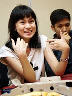 Lebih Dekat dengan si Cantik Regina Rengganis