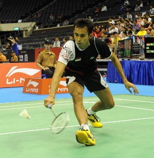 Hayom Lolos, Febe Tersingkir