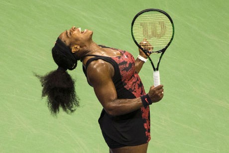 Kalahkan Kakak, Serena Masuk Semifinal