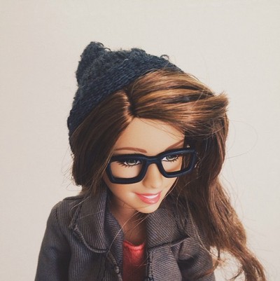 Barbie di Instagram: Kabur dari Istana dan Bergaya Hipster!