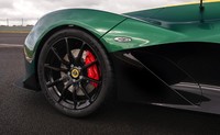 Dengan mengusung mesin V6 Supercharged, Lotus 3-Eleven dikatakan memiliki tenaga hingga 450 tenaga kuda. Bobotnya pun ringan di bawah 1 ton. Istimewa/Dok. Newspress.