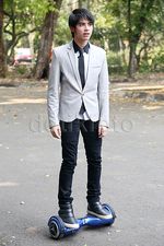 Aliando Asyik Naik Run Wheel