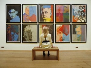 9 Karya Seni Andy Warhol Dicuri