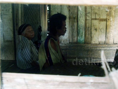 Kisah Nenek yang Rawat 2 Anaknya yang Depresi