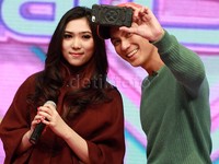 Baim Wong nge-fans berat dengan Isyana Sarasvati. Pool/Gus Mun/detikFoto.