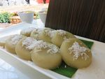 Enaknya Cheese Cake dan Surabi Bandung yang Manis Lembut