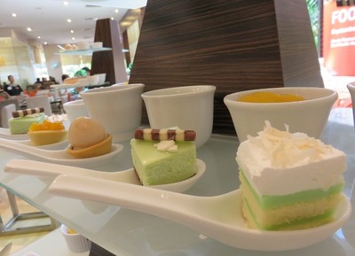 Enaknya Cheese Cake dan Surabi Bandung yang Manis Lembut