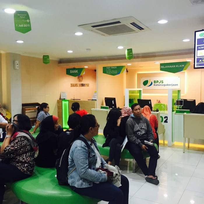 Warga Ramai-ramai Cairkan JHT, Ini Komentar Menaker