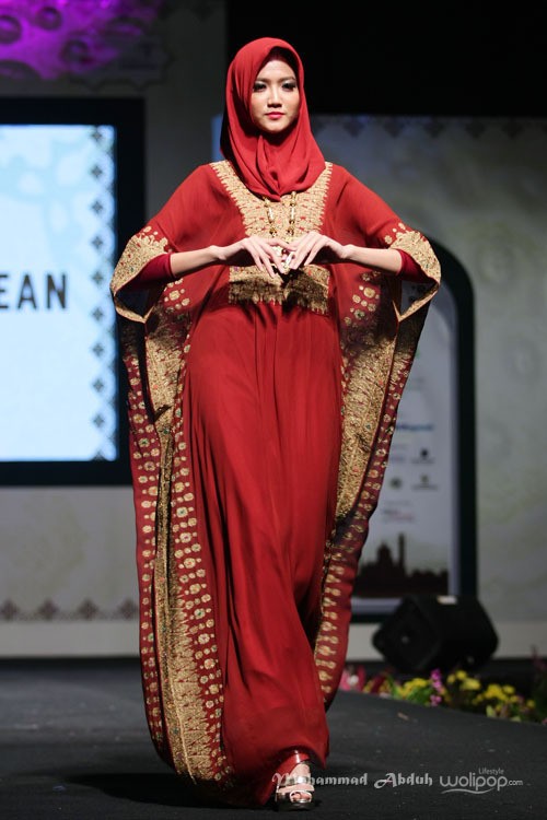 Ghea Panggabean. Indonesia Internasional Islamic Fashion & Products 2015 Ethnic Urbanovative at Jakarta Convention Center. Jakarta. [Foto: Mohammad Abduh/Wolipop]