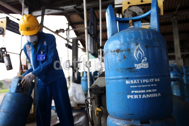 Rabu, Harga Elpiji 12 Kg Turun Rp 6.700/Tabung