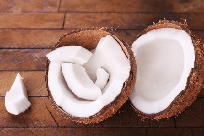 Kelapa untuk Sangrai Berbeda dengan Kelapa untuk Santan
