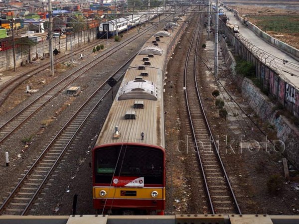 Penambahan Kapasitas Angkutan KRL