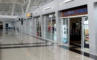Bandara ini juga punya 2 lounge eksekutif yang nyaman.