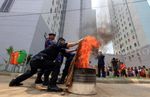 Simulasi Kebakaran di Rusun Jatinegara