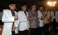 Ketua MPR Zulkifli Hasan dan Sekjen Golkar Idrus Marham menghadiri pembukaan Munas PKS. Pool/Humas PKS.