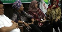Diskusi mengangkat tema Menggalang Partisipasi Tokoh Perempuan dalam Kampanye dan Kebijakan Sistem Kesehatan di Indonesia.