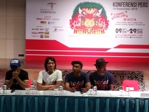 Slank Padukan Timur dan Barat Lewat Reog & Roll