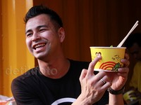 Bukan 'Raffi Nagita', RN adalah singkatan dari 'Raja Nikmat.' Pool/Gus Mun/detikFoto.