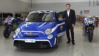 Total ada 3 unit Abarth 695 Biposto Yamaha Factory Racing Edition diserahkan kepada Movistar Yamaha MotoGP Team pekan lalu. Pool/dok Abarth.