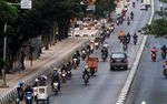 Pemotor Nekat Melawan Arus