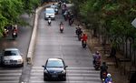 Pemotor Nekat Melawan Arus