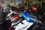 Penjualan Motor Ngebut Lagi