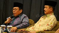 Muslim Kasim (kiri) dan Fauzi Bahar (kanan) maju Pilkada Sumbar dengan didukung PKS dan Gerindra.