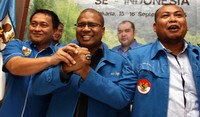 Dalam sambutannya, Rifai Darus angkat bicara soal kebakaran hutan.