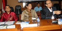 Sandi menjadi salah satu narasumber dari pihak pengusaha, selain Ecky dari PKS dan Enny Sri Hartati selaku Direktur INDEF. Lamhot Aritonang/detikFoto.