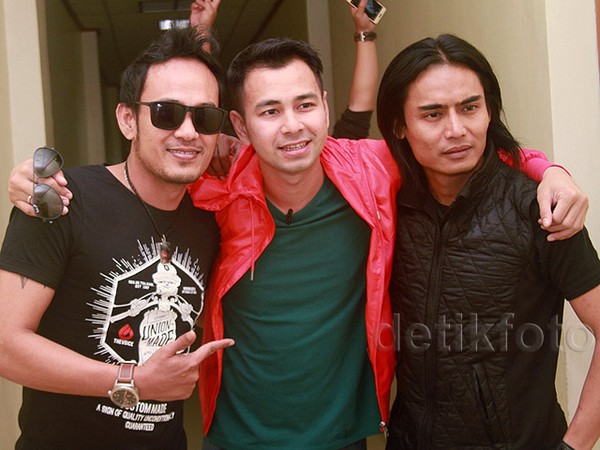 Raffi Ahmad Ternyata Fans Setia Band