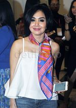 Yuni Shara Bergaya Bak Anak Muda Masa Kini di Konser Andien