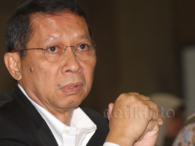 RJ Lino Raker dengan Panja Komisi VI