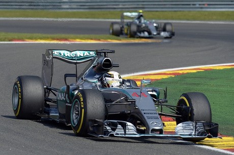 Tak Cuma Hamilton, Mercedes pun Mengejar Rekor di Singapura