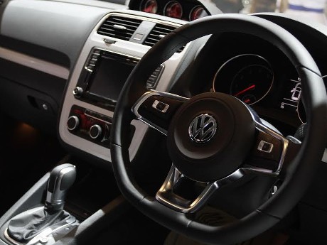 Kemahalan, VW Urung Bikin Transmisi 10 Percepatan