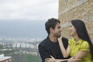 Yuk Move On, Cari Cewek Cantik & Cowok Ganteng di Negara Ini
