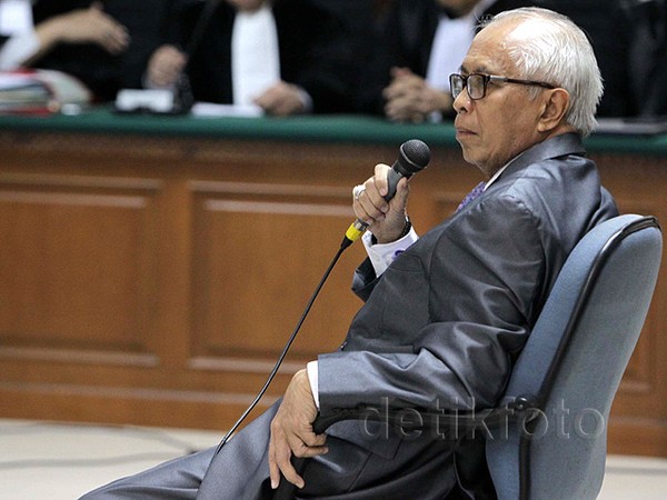 Mau Operasi, Penahanan OC Kaligis Dibantarkan